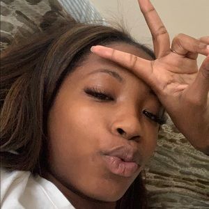 Meet your Posher, Tina